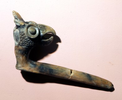 Pipe with the eagle head symbol of the sun god
