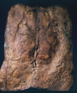 Hide shield, called worundwadii after the animal whose skin is used