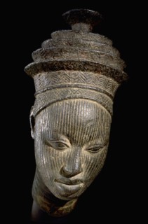A miniature head rom an ancestral shrine
