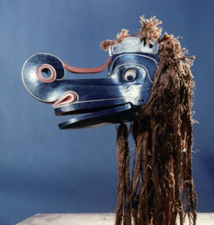 A mask representing the wolf who carries the novice of the Hamshamtses to the house of Baxbakualenu Xsiwae