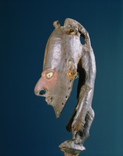 Figural stopper from a flute