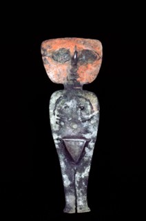 Silver anthropomorphic figurines are related to fertility and are associated both with the moon and the wife of the Inca emperor