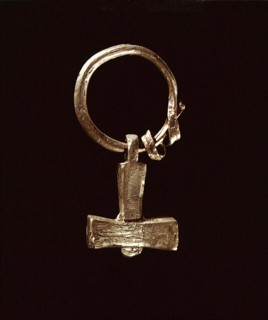 Thor hammer pendant