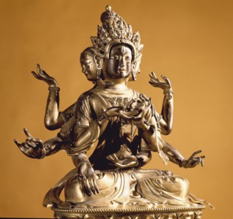 Statue of a feminine Bodhisattva in the form of Usnisavijaya, the goddess of longevity
