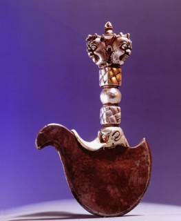 A Karttrika or chopper of the type carried by fierce deities to cut the life roots of demons and sinners