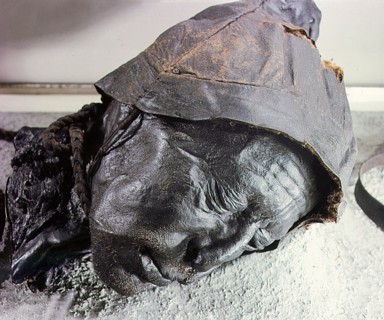 Tollund man, victim of human sacrifice by ritual strangulation