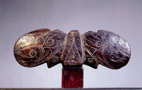 Winged object used as stabilizers on harpoon shafts