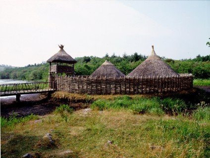 Replica crannog by the lake at Graggaunowen