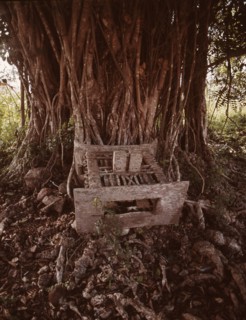 A stool shrine associated with the spirit of the tree