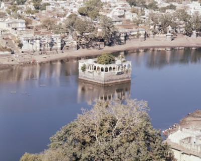 The lake city of Udaipur, Rajasthan