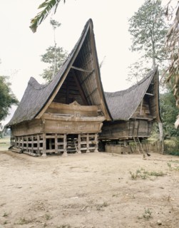 The three-level structure of Toba Batak houses corresponds to ideas of the cosmos