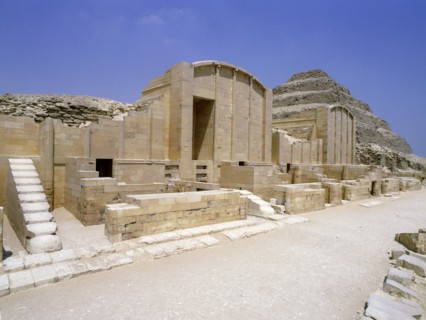 The step pyramid of Zoser at Saqqara and the enclosure with stone replicas of kiosks and chapels for the royal jubilee festivals (heb-sed)