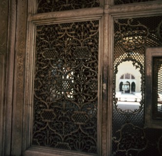 An intricately carved screen in the Red Fort, Delhi