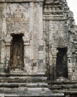 The temple complex at Lara Jonggrang consists of three main sanctuaries dedicated to Shiva, Brahma and Vishnu and three minor ones dedicated to particular forms of Shiva and Shiva's bull mount, Nandi