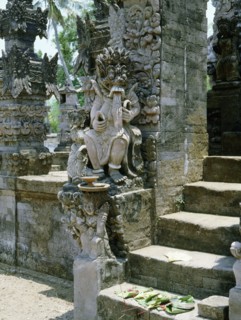The Pura Bale Agung of desa Sempidi