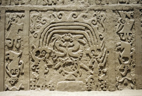 'Huaca del Dragon' outside Trujillo, north coast of Peru, showing detailof ceremonial platform decorated with clay frieze of maritime motifs, including the distinctive 'double-headed dragon wave' moti...