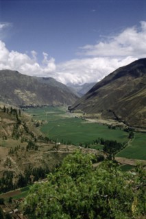 'Sacred Valley of the Incas' the Urubamba (Vilcanota) valley near Pisac, canalised by the Incas for agriculture
