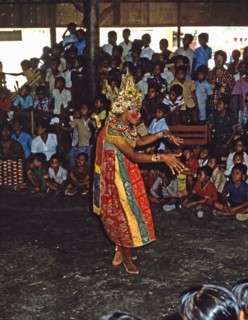 Dance of a royal duo in a scene from a Hindu epic