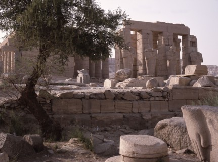 View of the Ramesseum and Osiride statues, the mortuary temple of Ramesses II