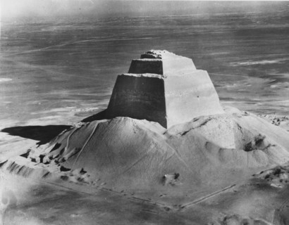 The pyramid of Meidum, surrounded by the debris of its collapsed outer covering, photographed in the 1920's