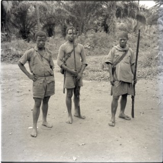 Bangwa hunters