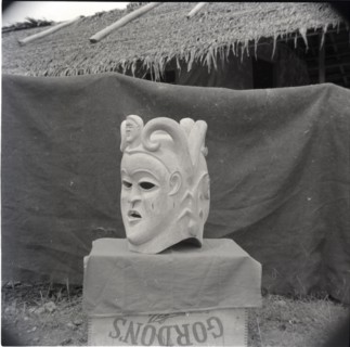 Bangwa mask, 3/4 face