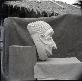 Bangwa mask, side face