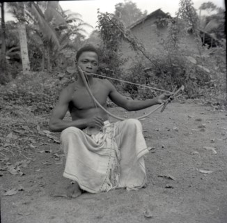 Youth playing 'akra-ako'