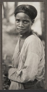 Portrait of a woman from the Tigre tribe