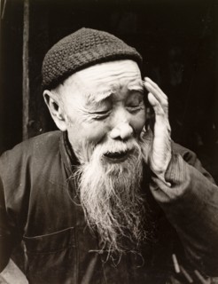 An elderly Chinese man