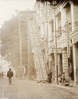 Staircase for a coffin