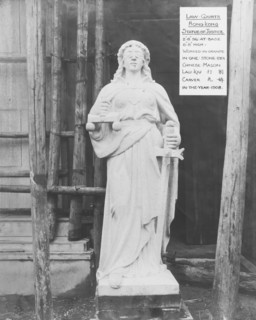 Statue of Justice, Hong Kong Law Courts