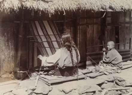 Cloth weavers, India