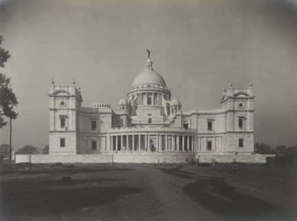 Side elevation of the Victoria Memorial during construction