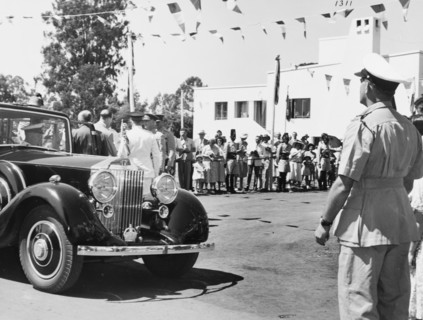 Duke of Edinburgh arrives at Kenya Regiment HQ, Nairobi
