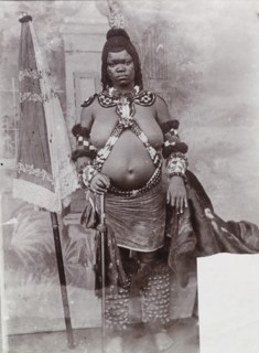 Portrait photograph of an African bride in traditional dress
