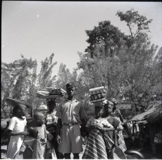 Ibadan: Market, children