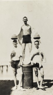 Swimming fun, Abazai