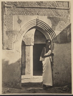 Entrance to the Mosque Furka Din, Barawa
