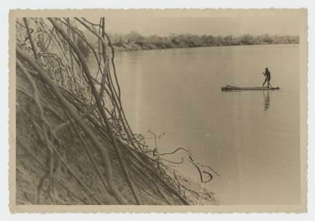 Punt on Somali lake