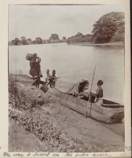 Canoe transport on the River Juba