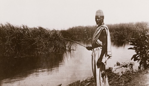 Fishing on the Jur River, Bahr-El-Ghazal
