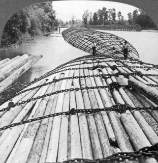 Log Rafts In Oregon