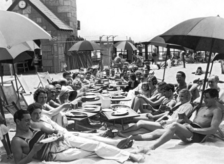 The Deauville Breakfast Club