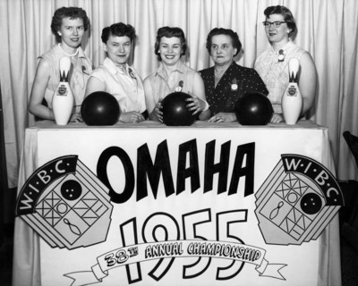 Omaha Women Bowlers