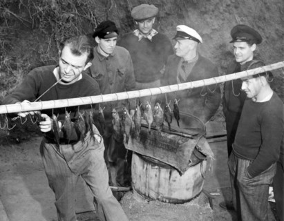 German Crew Fishes In SF