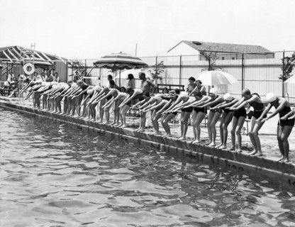 Women Get Swimming Lessons