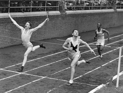 Track Runners At Finish Line