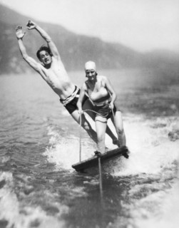 Aquaplaning Couple