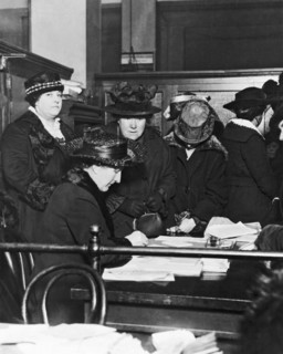 Women Signing Up For Work
